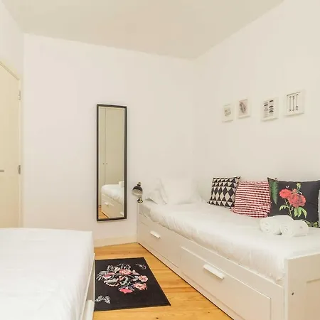 Апартаменты Fantastic With River View Лиссабон